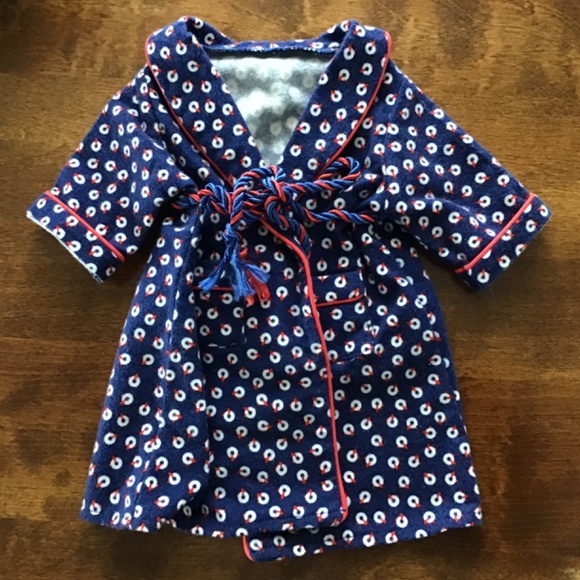 Vintage Pleasant Company Retired Molly Pajamas and Robe Set - Picture 2 of 13